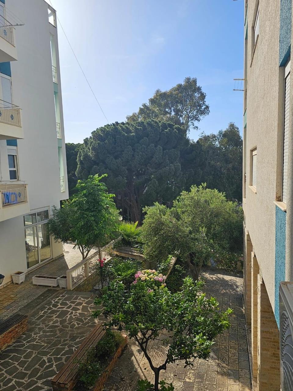 Redsun Apartment Vlore Ngoại thất bức ảnh